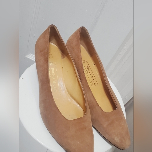 Bruno Magli Vintage Gold Heel Cognas Suede Shoe Sz 7 🌴 - Picture 10 of 13